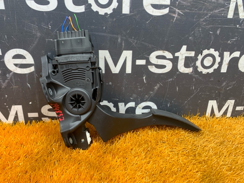 педаль газа, 1400 рублей, Красноярск