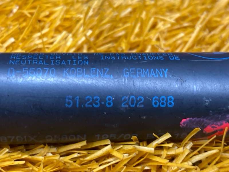 амортизатор капота, 1000 рублей, Красноярск