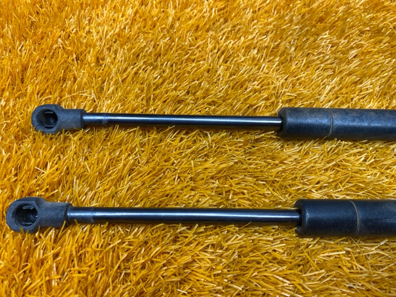 амортизатор багажника, 1000 рублей, Красноярск