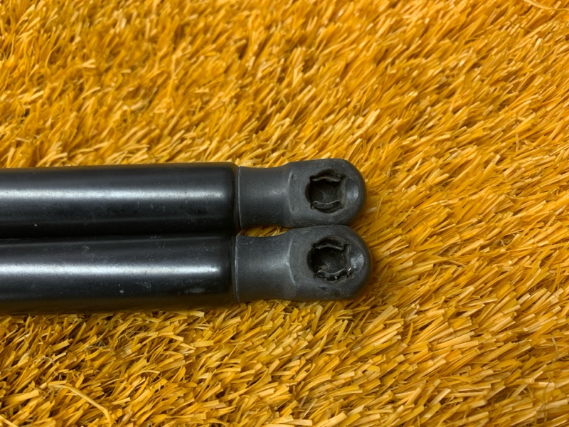 амортизатор багажника, 1000 рублей, Красноярск