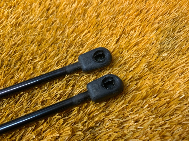 амортизатор капота, 1000 рублей, Красноярск