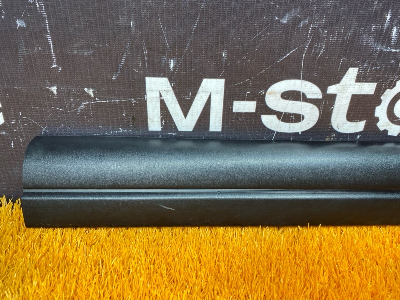 Накладка на порог салона, 200 рублей, Красноярск