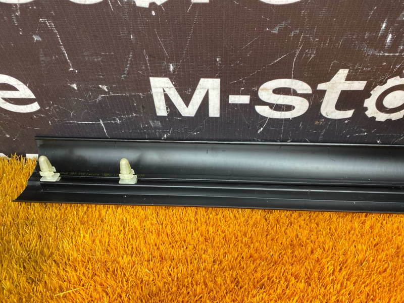 Накладка на порог салона, 200 рублей, Красноярск