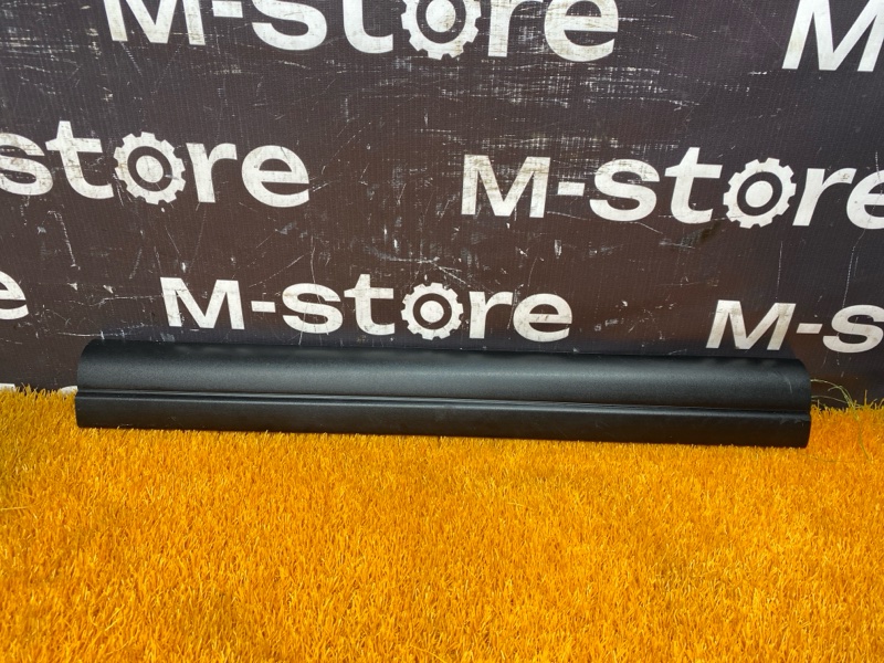 Накладка на порог салона, 200 рублей, Красноярск