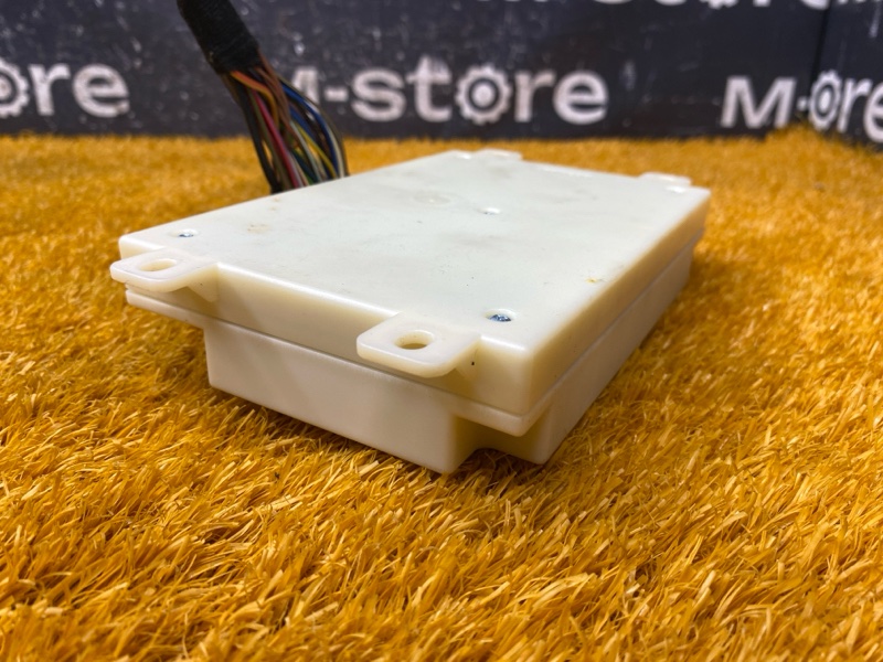 Блок управления центральным замком, 2000 рублей, Красноярск