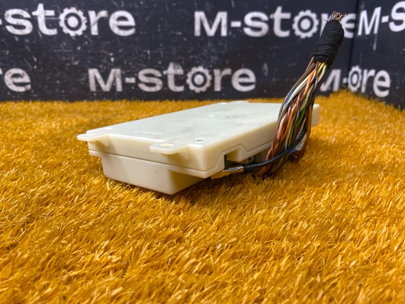 Блок управления центральным замком, 2000 рублей, Красноярск