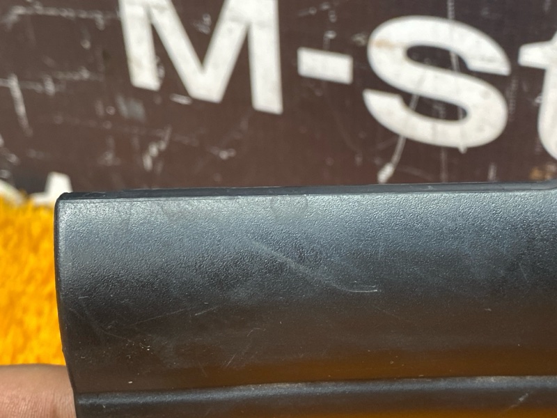 Накладка на порог салона, 200 рублей, Красноярск