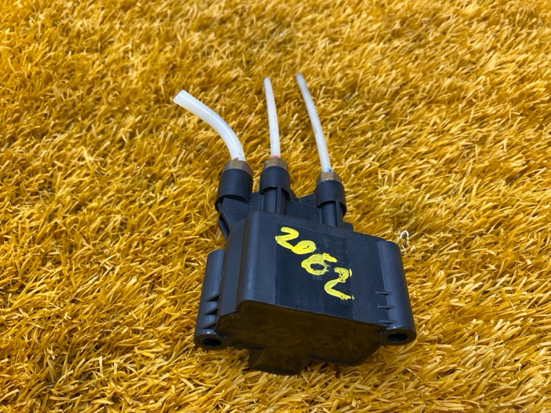 Блок клапанов пневмоподвески, 3800 рублей, Красноярск