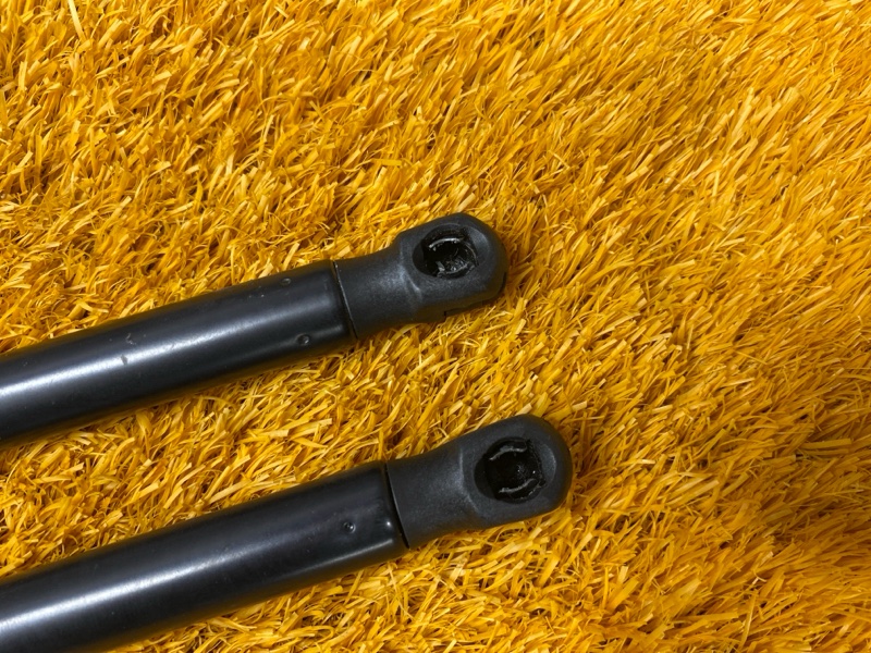 амортизатор капота, 900 рублей, Красноярск