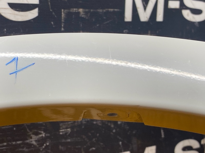 накладка на крыло, 2000 рублей, Красноярск