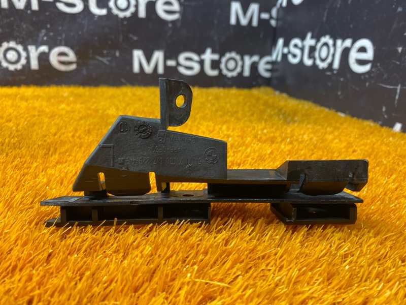 крепление бампера, 800 рублей, Красноярск