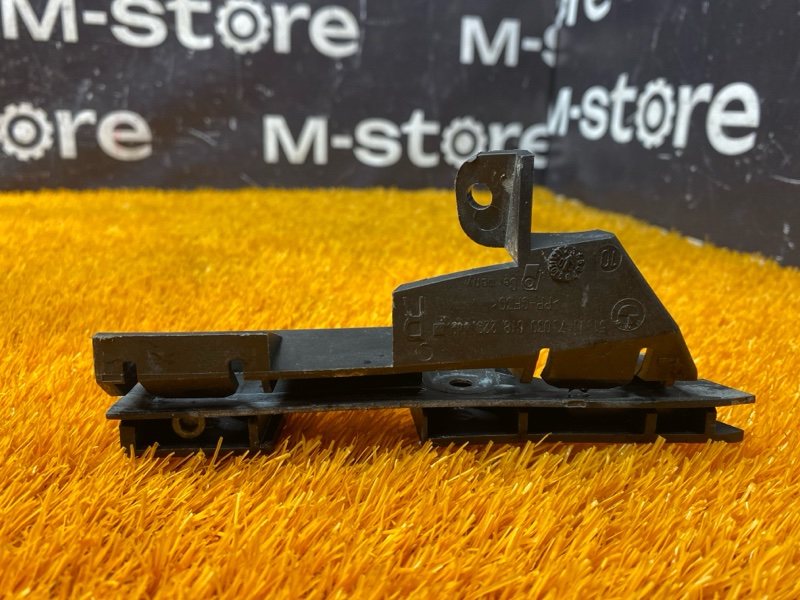 крепление бампера, 1000 рублей, Красноярск