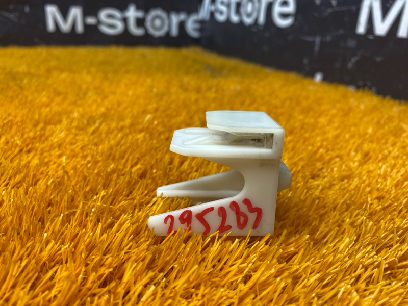 кронштейн порога, 300 рублей, Красноярск