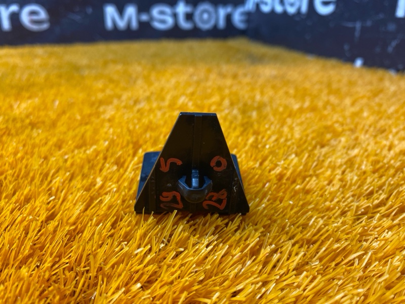 кронштейн порога, 300 рублей, Красноярск