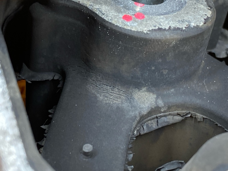 подушка двигателя, 1000 рублей, Красноярск