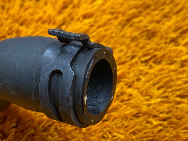 Патрубок системы охлаждения, 1000 рублей, Красноярск