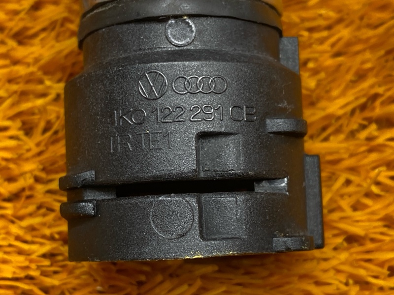 Патрубок системы охлаждения, 1000 рублей, Красноярск