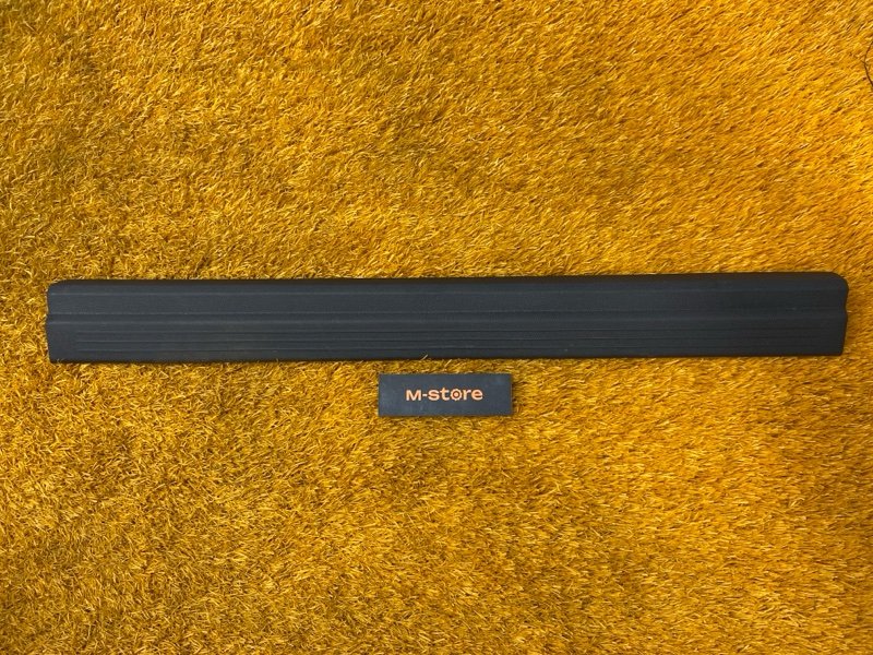 Накладка на порог салона, 300 рублей, Красноярск