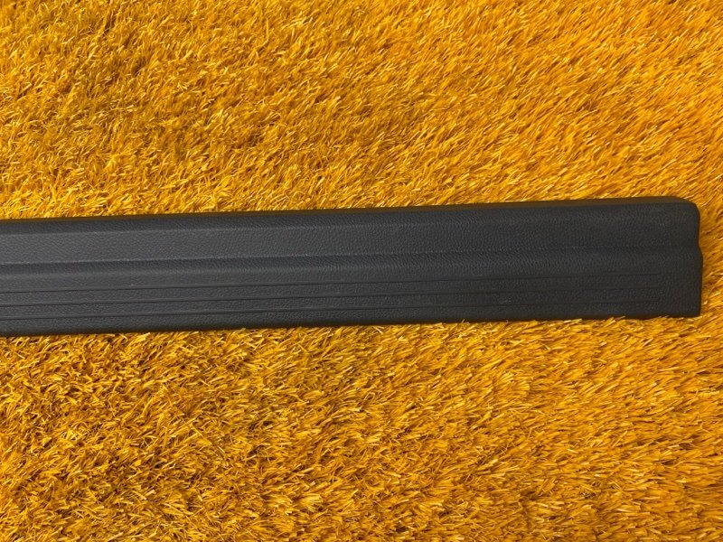 Накладка на порог салона, 300 рублей, Красноярск