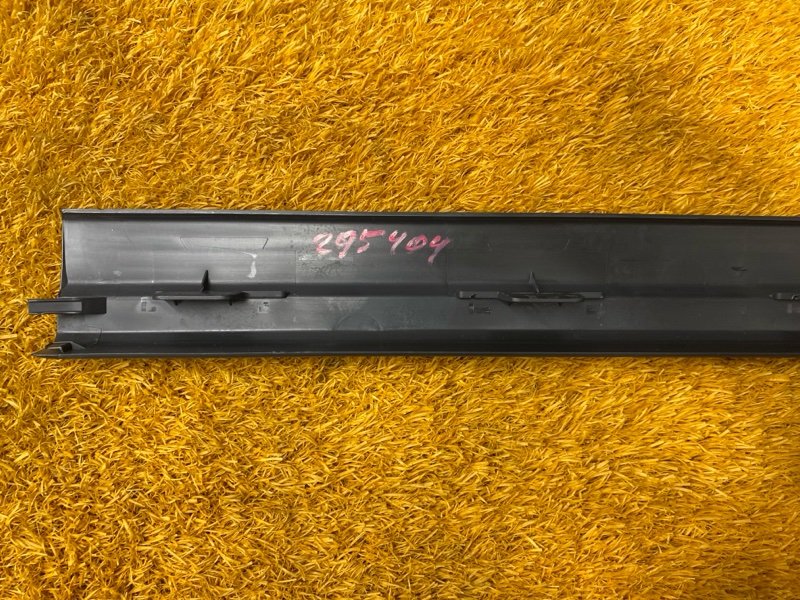 Накладка на порог салона, 300 рублей, Красноярск