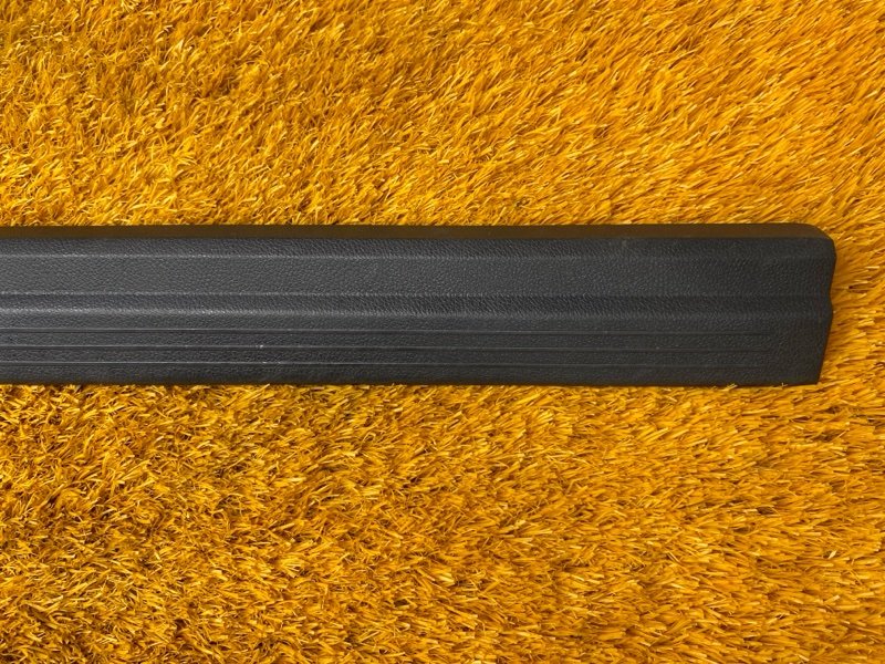 Накладка на порог салона, 300 рублей, Красноярск