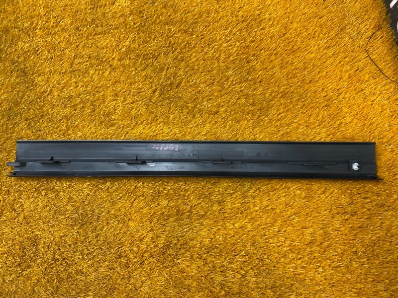 Накладка на порог салона, 300 рублей, Красноярск