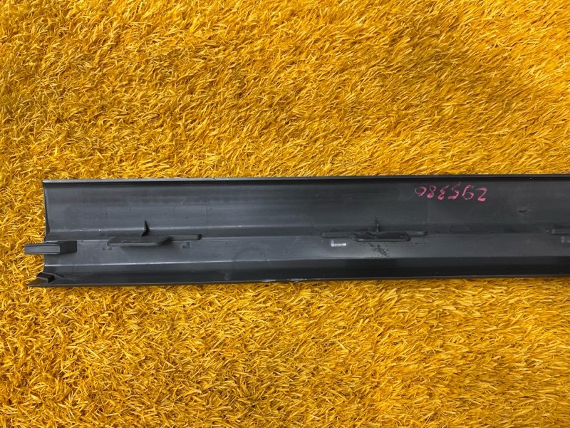 Накладка на порог салона, 300 рублей, Красноярск