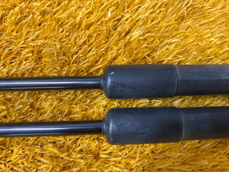 амортизатор багажника, 1200 рублей, Красноярск