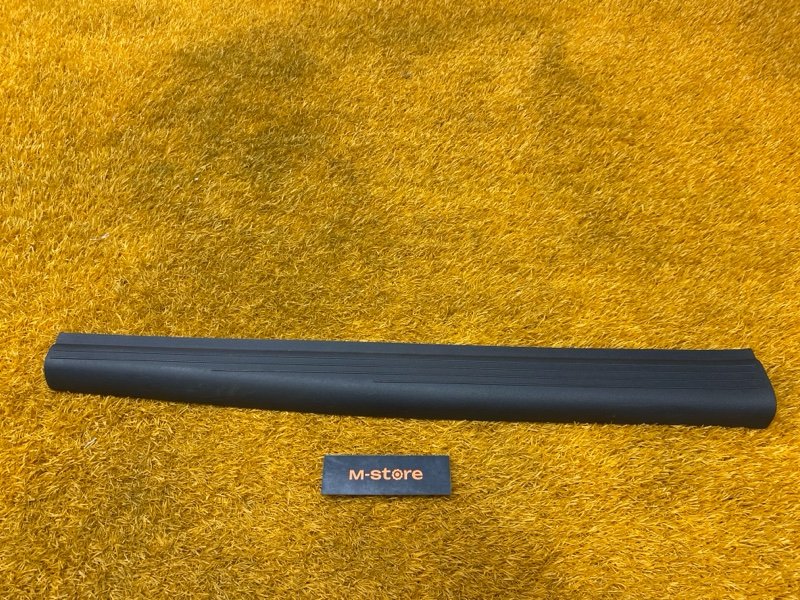 Накладка на порог салона, 300 рублей, Красноярск