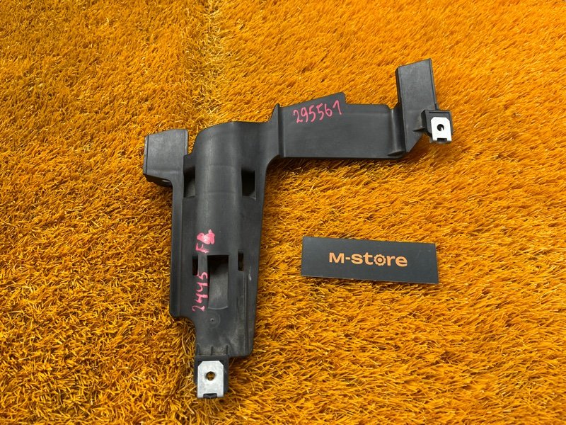 кронштейн фары, 1000 рублей, Красноярск