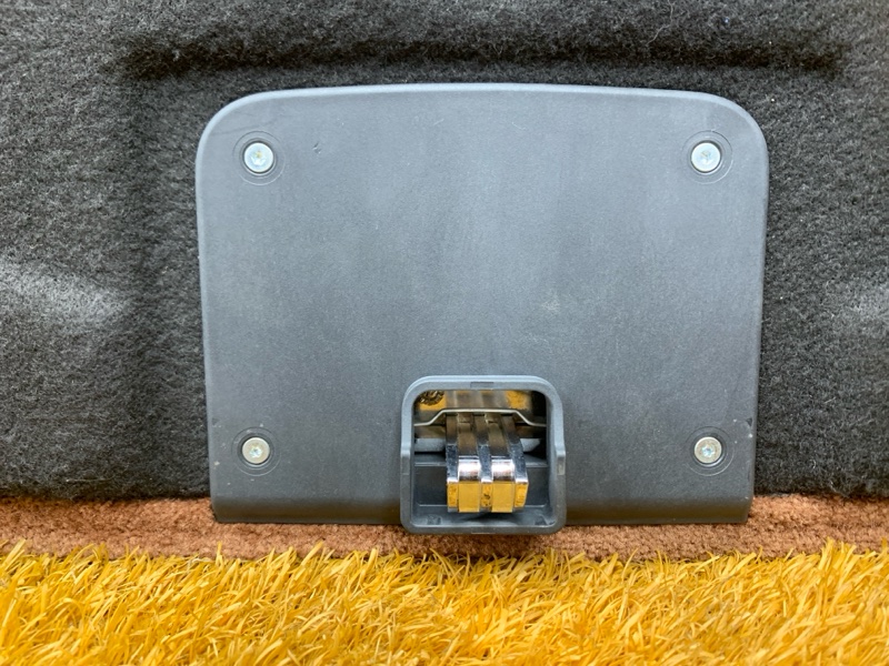 пол багажника, 1000 рублей, Красноярск