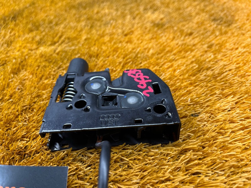 замок капота, 2500 рублей, Красноярск