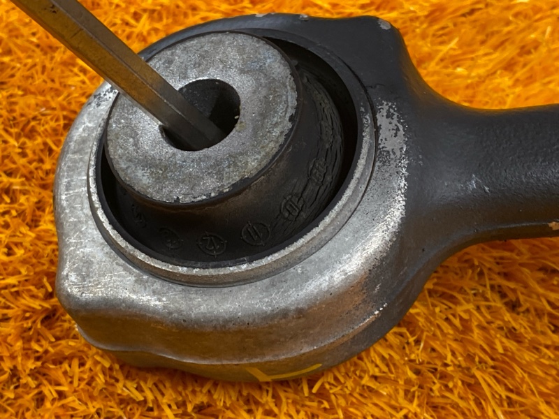 Рычаг подвески нижний, 3000 рублей, Красноярск