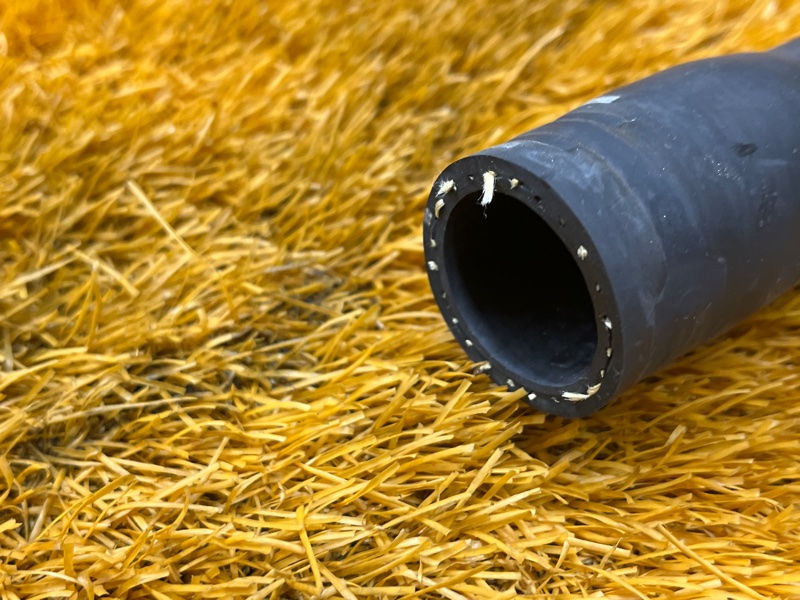 Патрубок системы охлаждения, 500 рублей, Красноярск