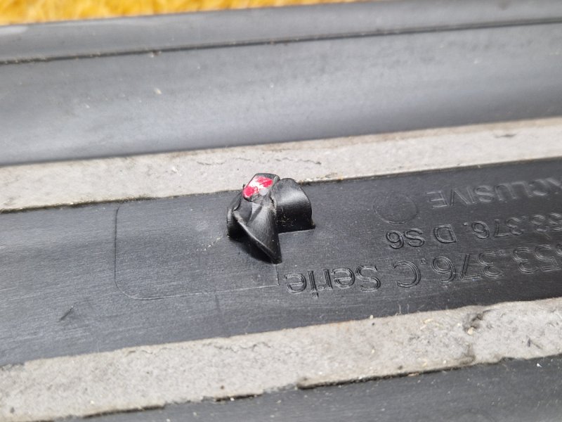 Накладка на порог салона, 4000 рублей, Красноярск