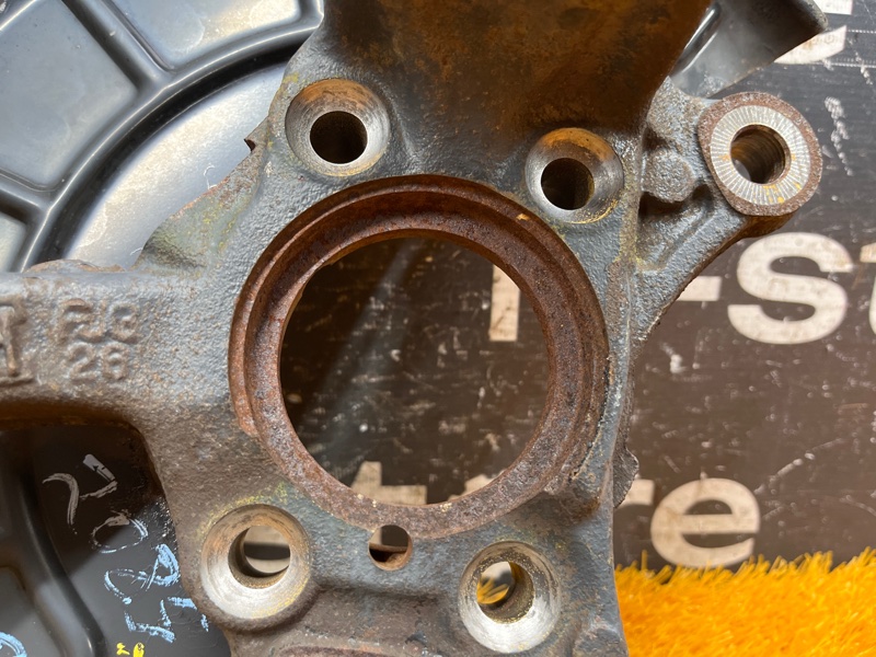 кулак поворотный, 1200 рублей, Красноярск