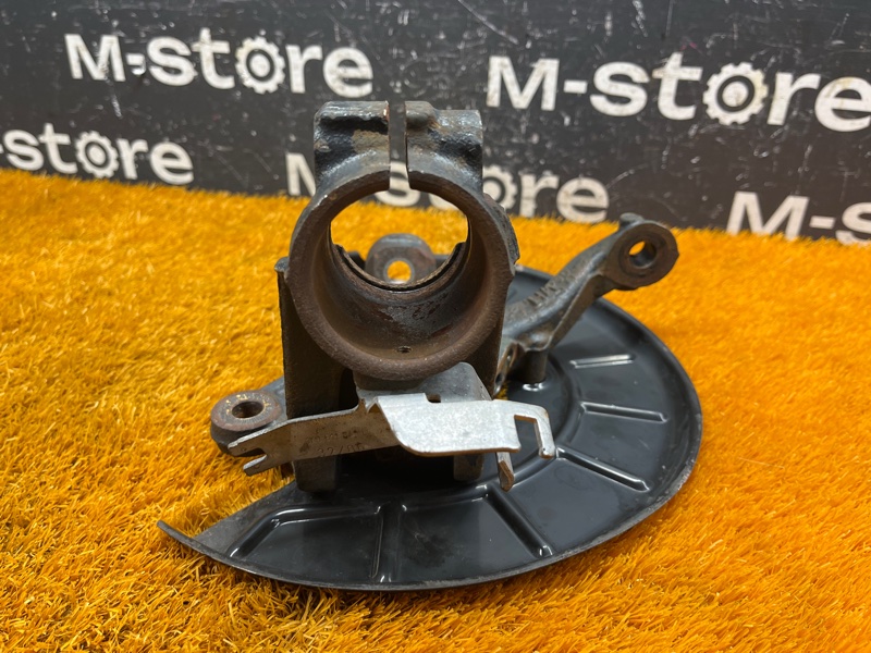 кулак поворотный, 1200 рублей, Красноярск