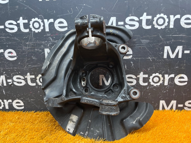 кулак поворотный, 2000 рублей, Красноярск