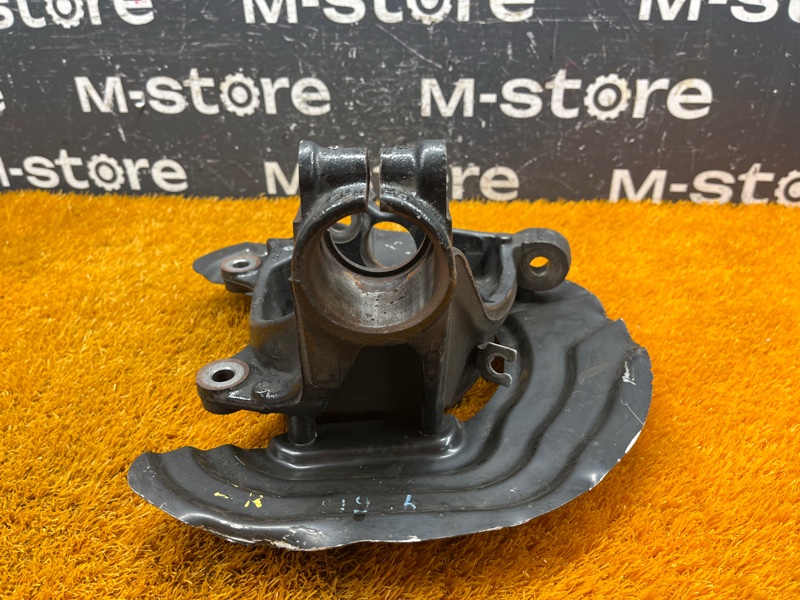 кулак поворотный, 2000 рублей, Красноярск