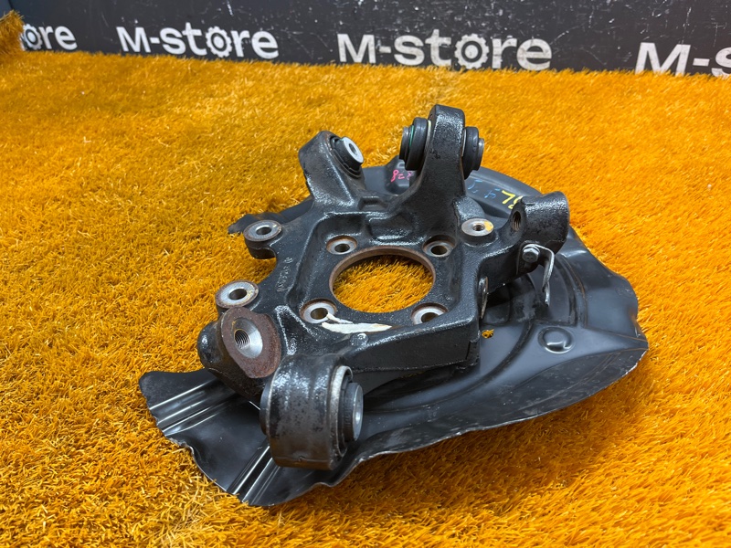 кулак поворотный, 2000 рублей, Красноярск