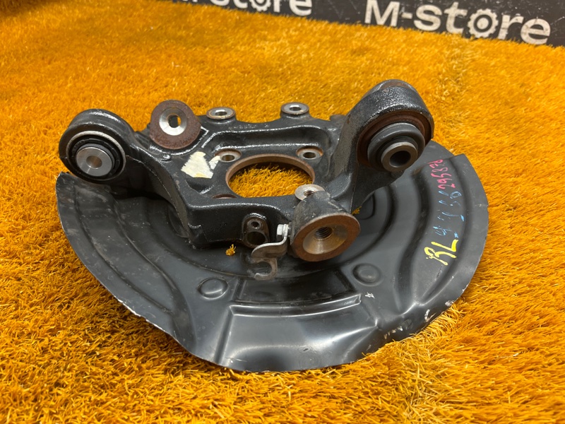 кулак поворотный, 2000 рублей, Красноярск