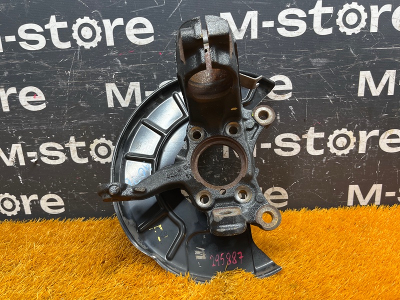 кулак поворотный, 1500 рублей, Красноярск