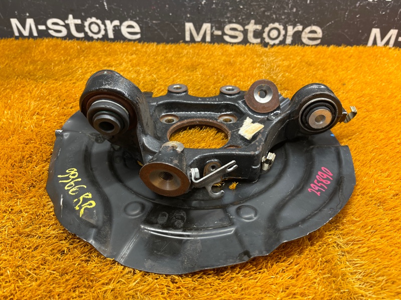 кулак поворотный, 2000 рублей, Красноярск