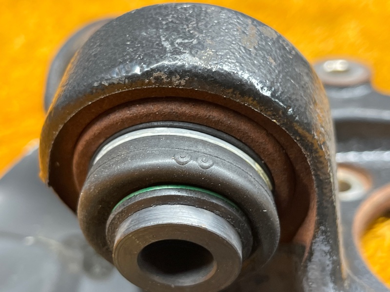 кулак поворотный, 2000 рублей, Красноярск