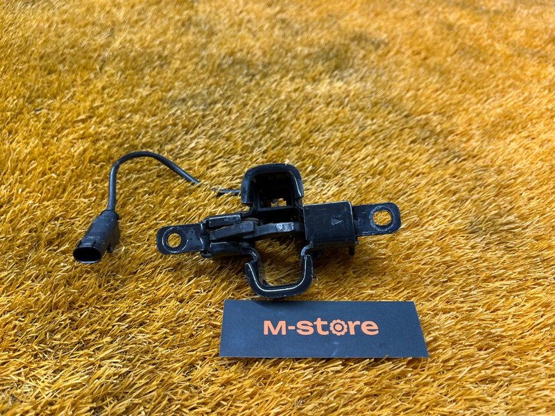 замок капота, 500 рублей, Красноярск