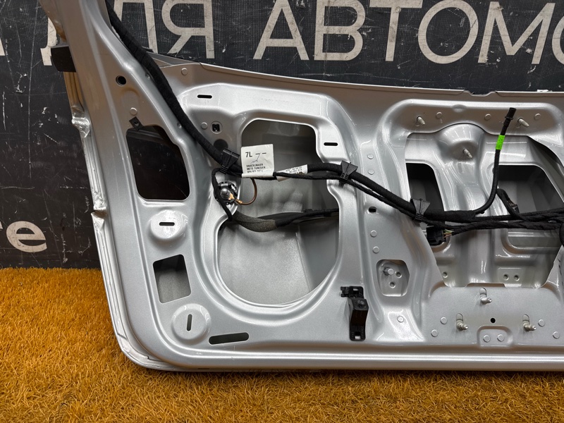 Крышка (дверь) багажника, 1000 рублей, Красноярск