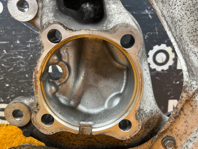 кулак поворотный, 1500 рублей, Красноярск