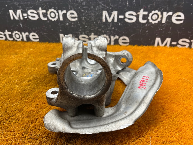 кулак поворотный, 1500 рублей, Красноярск