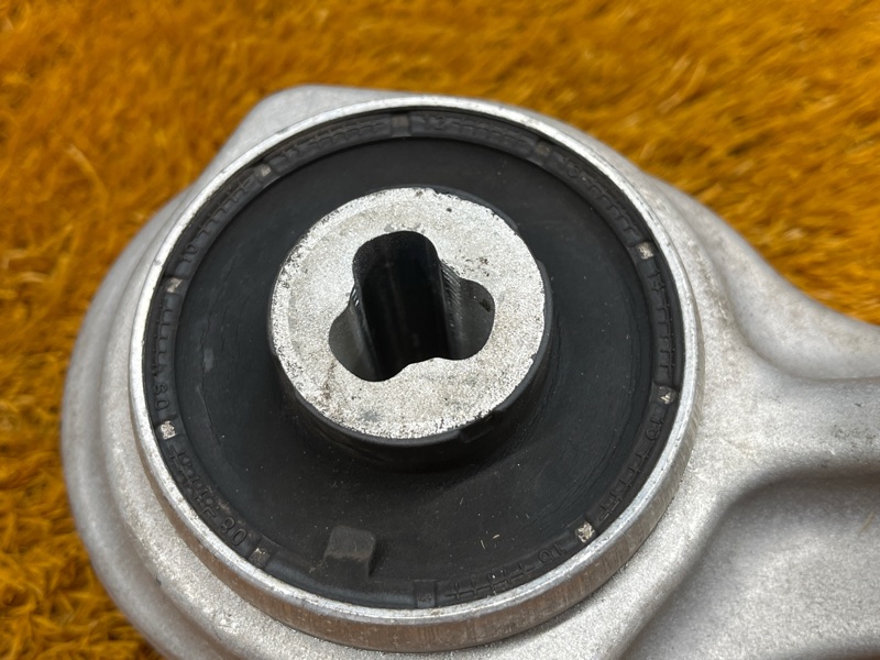 Рычаг подвески нижний, 2500 рублей, Красноярск