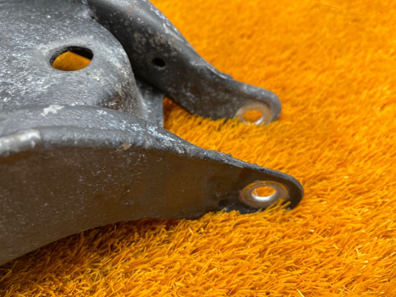 Рычаг подвески верхний, 1000 рублей, Красноярск